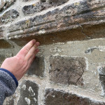 Evidence of Hannaborough Stone cracking on St John's Church, Hatherleigh, Devon
